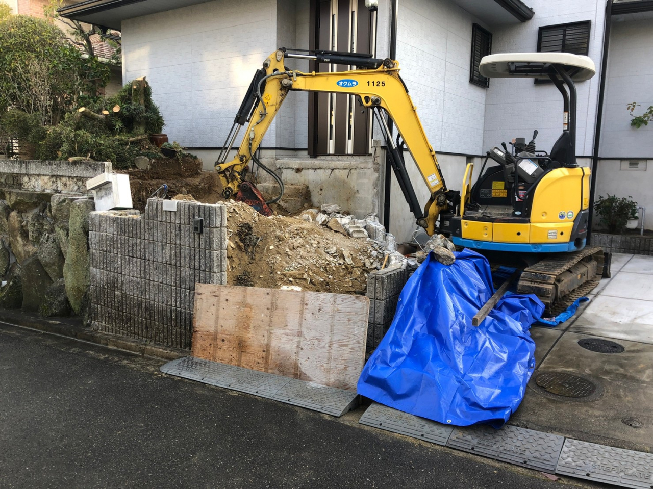 M様邸外構工事はじまりました♪